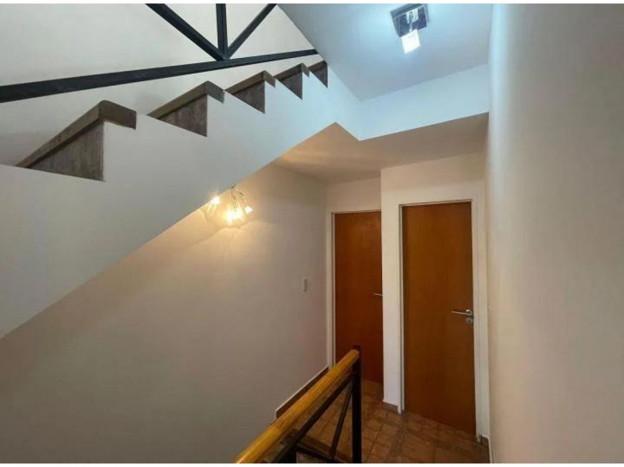 TRIPLEX APTO CREDITO COMPLEJO CERRADO CON SEGURIDAD Y AMENITIIES, BAJAS EXPENSAS