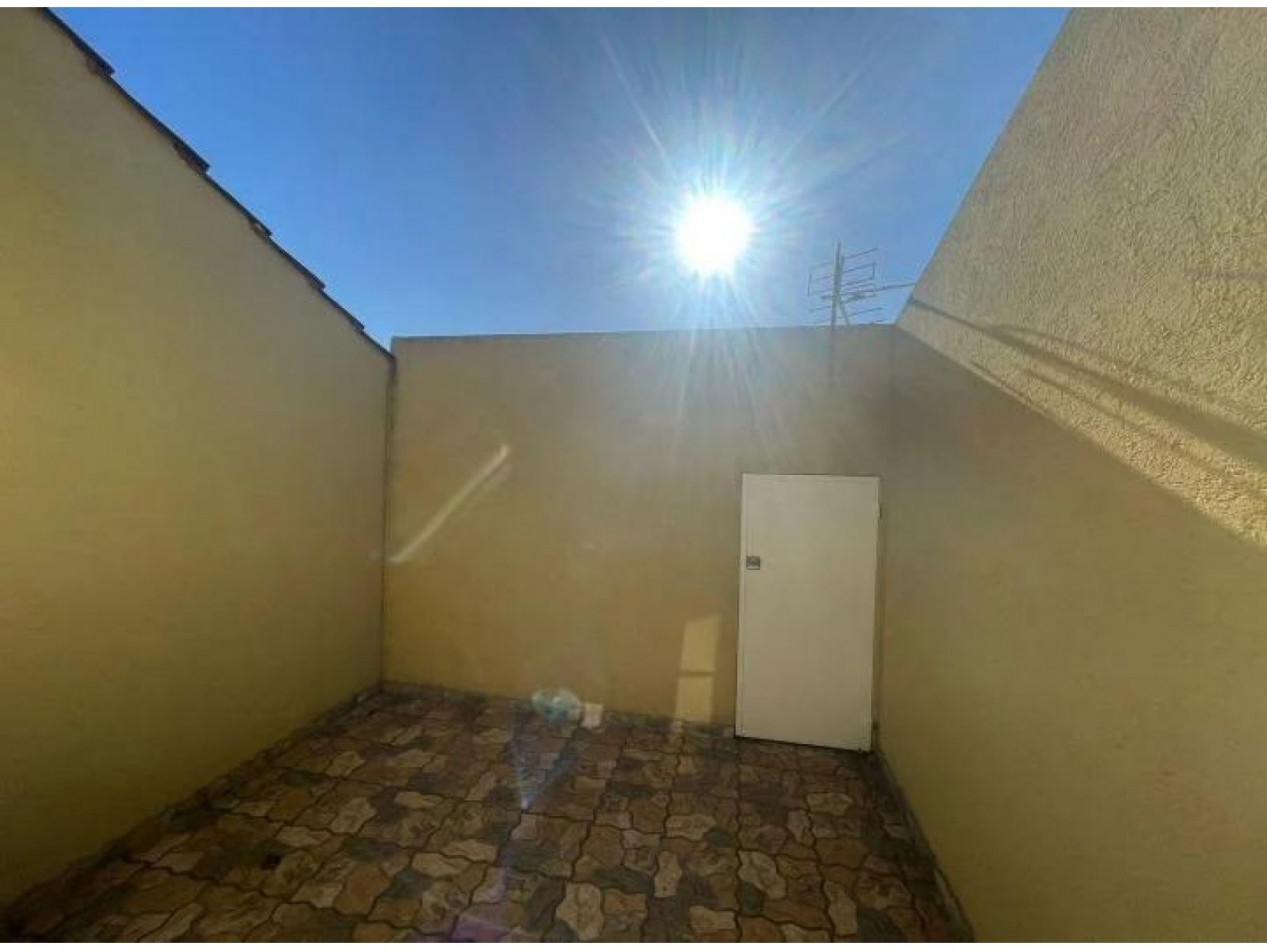 TRIPLEX APTO CREDITO COMPLEJO CERRADO CON SEGURIDAD Y AMENITIIES, BAJAS EXPENSAS