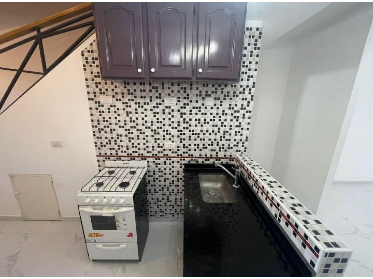 TRIPLEX APTO CREDITO COMPLEJO CERRADO CON SEGURIDAD Y AMENITIIES, BAJAS EXPENSAS