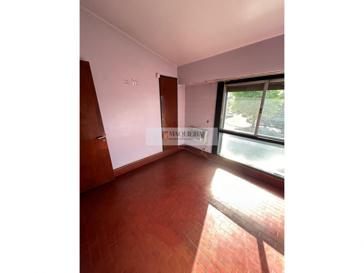 CASA EN ALQUILER *IDEAL USO COMERCIAL/PROFESIONAL* TAMBIEN PUEDE SER PARA VIVIENDA SAN MIGUEL