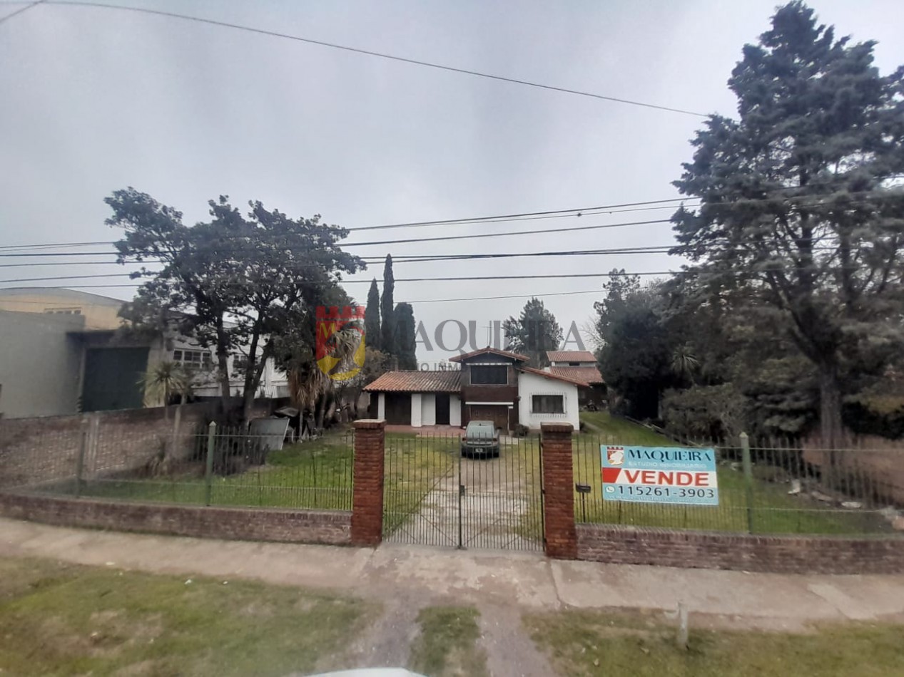 GALPON de 15x5 EN VENTA EN LOTE 20X55-ADEMAS TIENE IMPORTANTE VIVIENDA+QUINCHO+DPTO.DE 2AMB Y PQUE. C PILETA