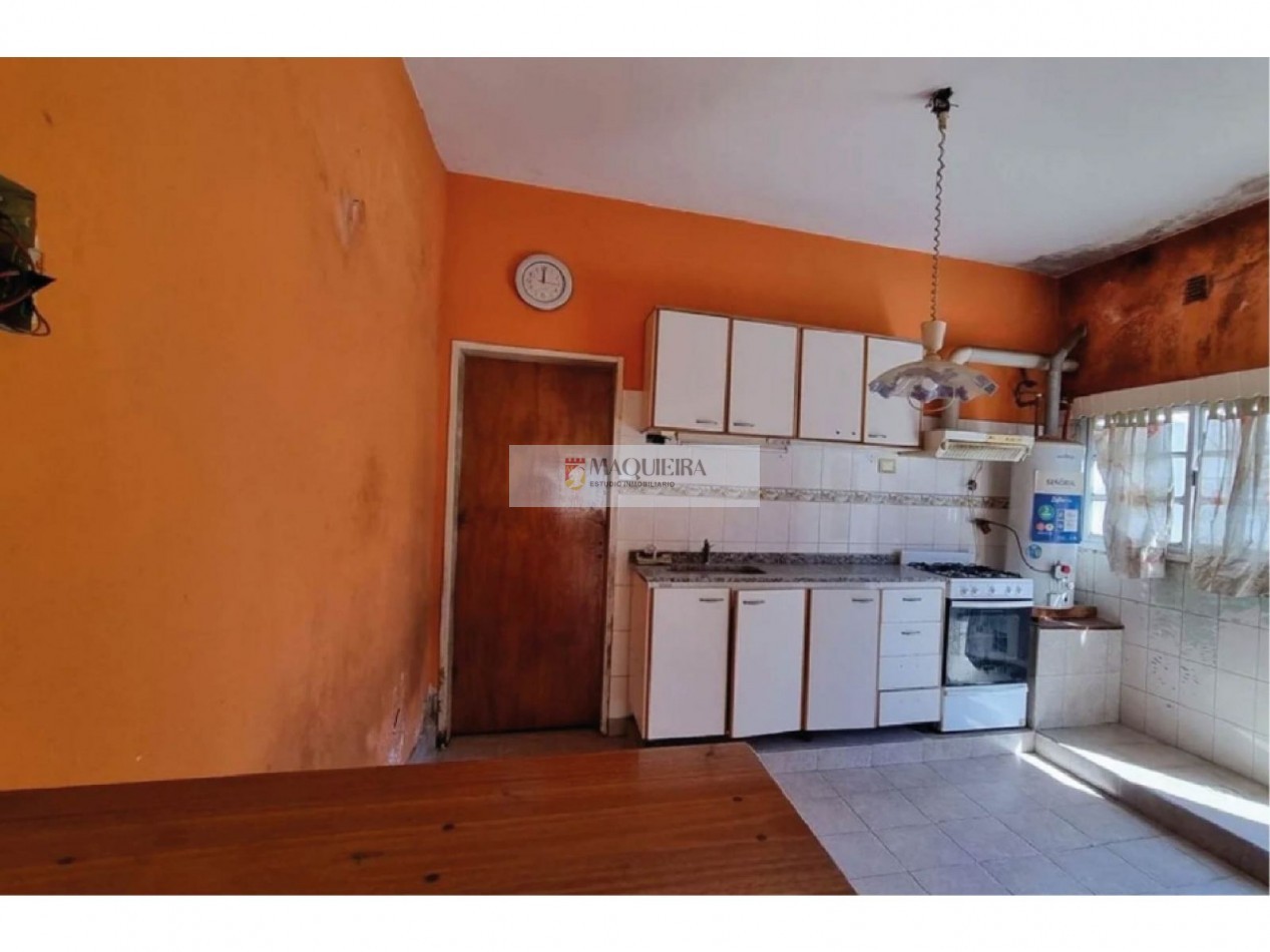 OPORTUNIDAD ! Lote con dos casas ingreso independiente-San Miguel- Callao 3500 -