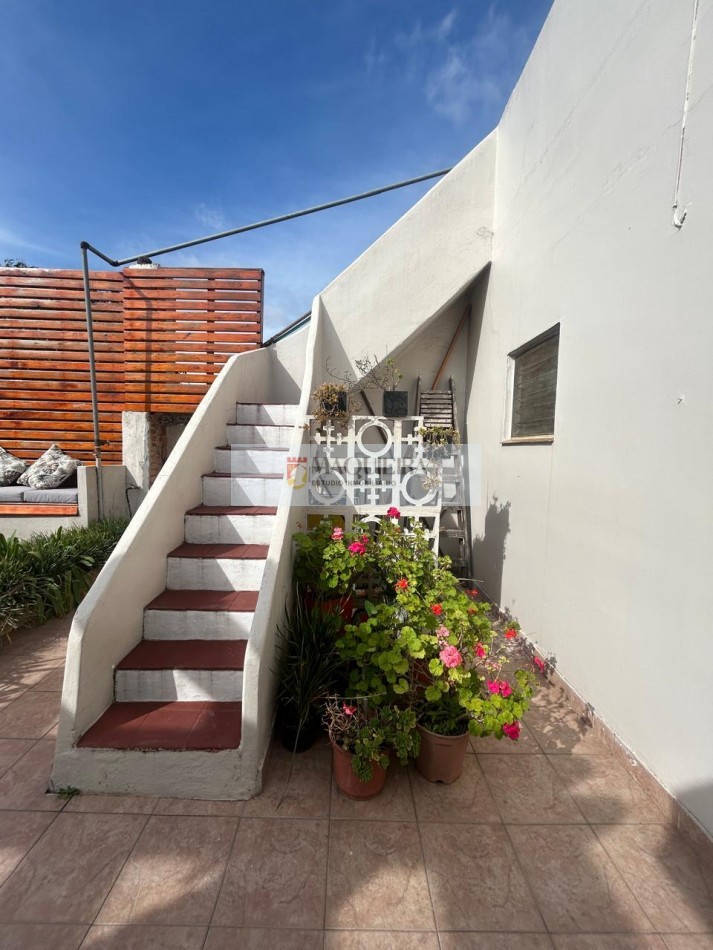CASA EN VENTA-BELLA VISTA-ZONA RESIDENCIAL 