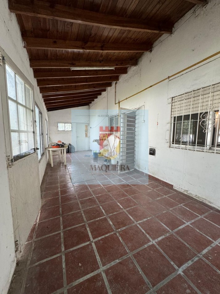 OPORTUNIDAD-CASA EN VENTA-BELLA VISTA 4AMB.