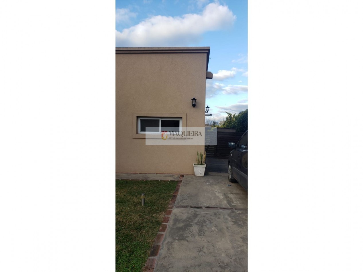 HERMOSA CASA 4 AMB. 3 DORM 1 EN SUITE C/VEST.