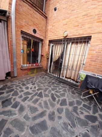 Duplex En Venta En Muñiz Con patio-parrilla y Cochera descubierta