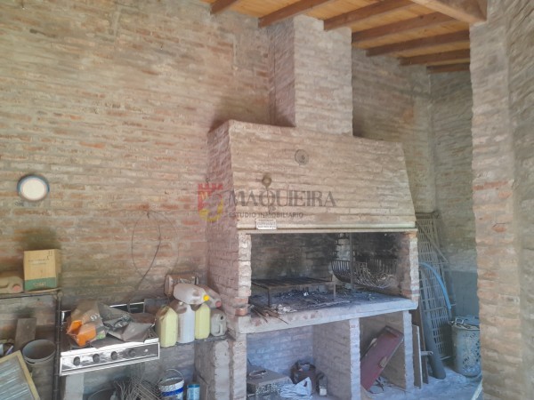 CASA EN VENTA-JOSE C.PAZ- 5 AMB-PARRILLA-PARQUE Y PILETA--OPORTUNIDAD! RETASADA!