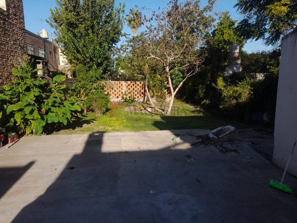 VENTA DE CASA EN BELLA VISTA -SENADOR MORON ALT.500