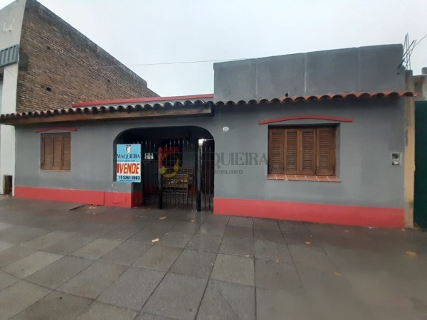 VENTA DE CASA EN BELLA VISTA -SENADOR MORON ALT.500