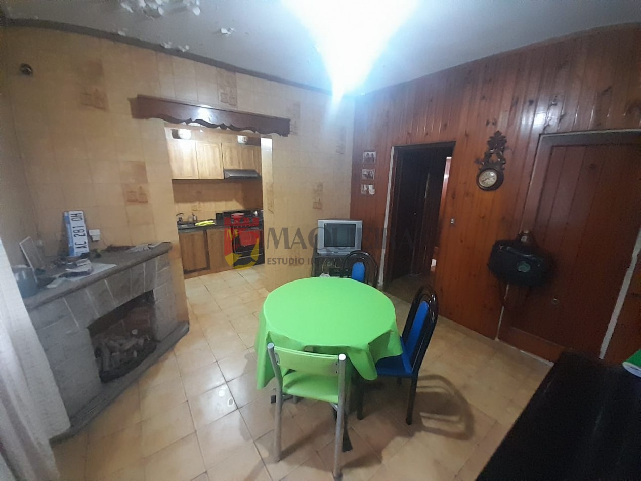 GALPON de 15x5 EN VENTA EN LOTE 20X55-ADEMAS TIENE IMPORTANTE VIVIENDA+QUINCHO+DPTO.DE 2AMB Y PQUE. C PILETA