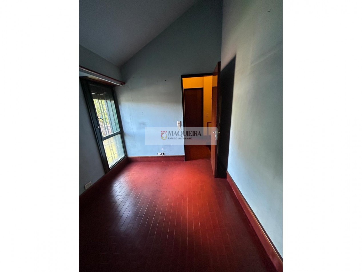 CASA EN ALQUILER *IDEAL USO COMERCIAL/PROFESIONAL* TAMBIEN PUEDE SER PARA VIVIENDA SAN MIGUEL