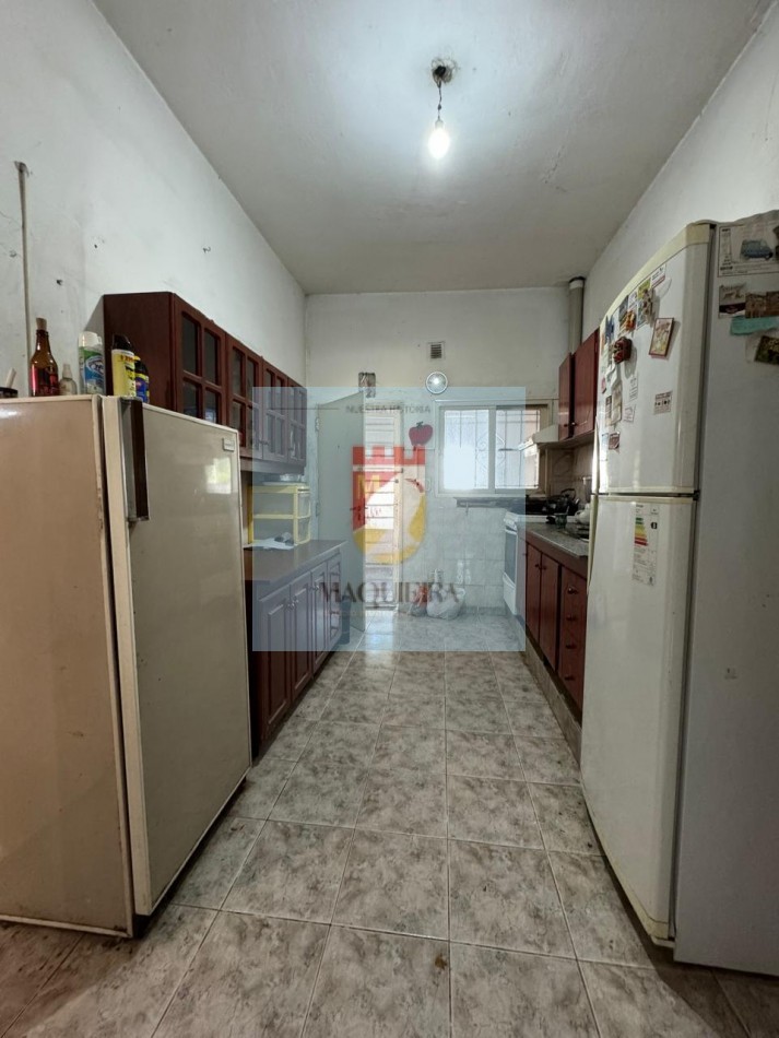 OPORTUNIDAD-CASA EN VENTA-BELLA VISTA 4AMB.