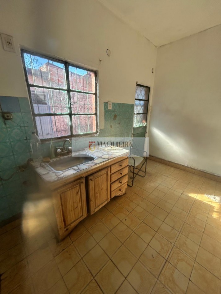 CASA EN ALQUILER -3AMB CON COCHERA DOBLE-2 DORMITORIOS-MUY LUMINOSA-JOSE C. PAZ