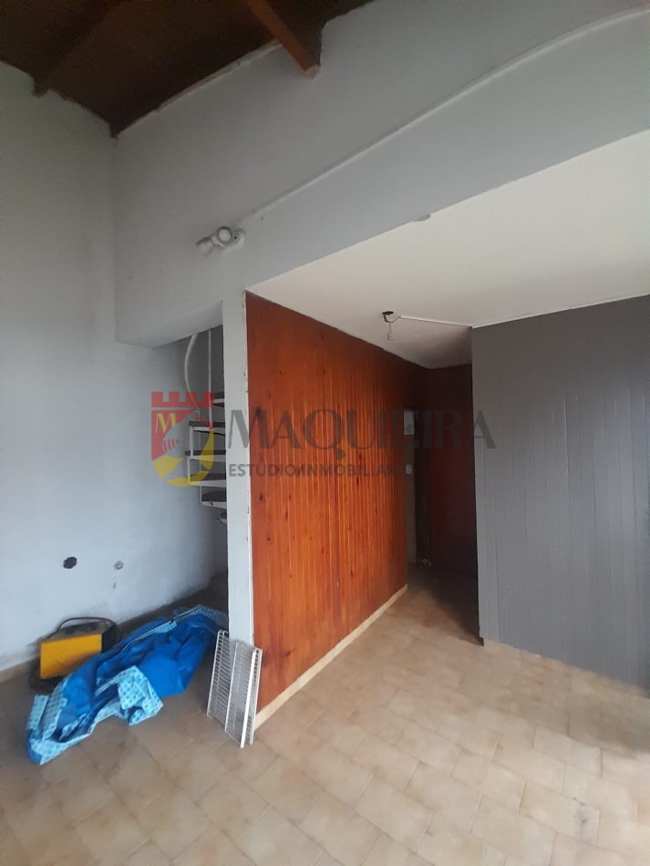 GALPON de 15x5 EN VENTA EN LOTE 20X55-ADEMAS TIENE IMPORTANTE VIVIENDA+QUINCHO+DPTO.DE 2AMB Y PQUE. C PILETA