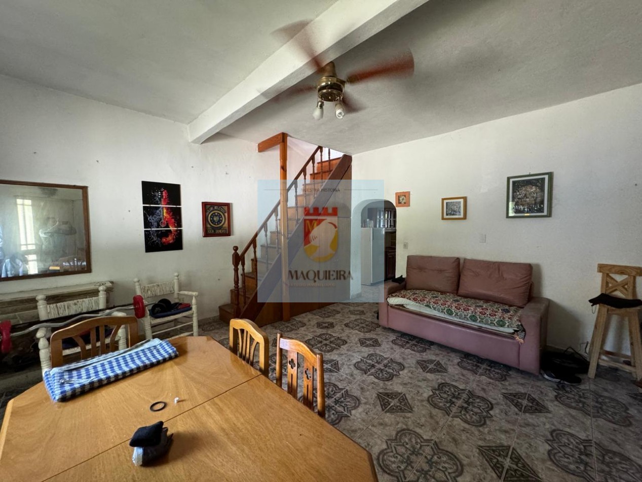 OPORTUNIDAD-CASA EN VENTA-BELLA VISTA 4AMB.