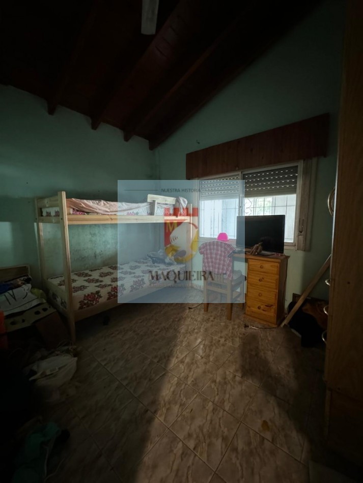 OPORTUNIDAD-CASA EN VENTA-BELLA VISTA 4AMB.