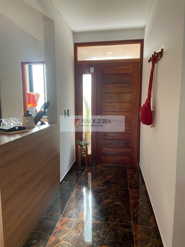 Casa -VENTA-Pilar del Este-Barrio San Alfonso-3 dorm(1suite-vestidor)-Parrilla.Pileta y cochera.Posib. compra con muebles.