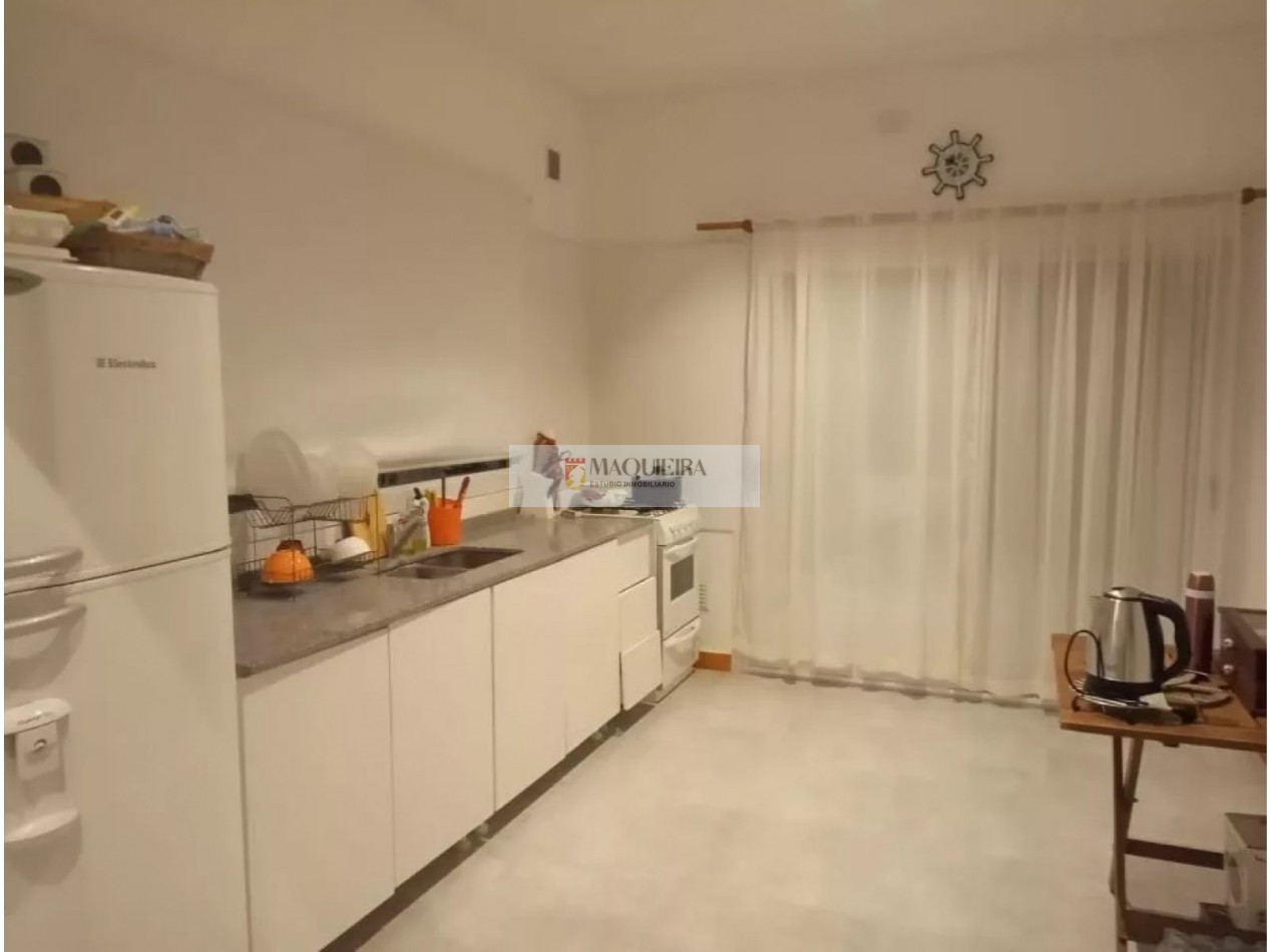 Casa En Venta 4 ambientes -190 m2 sobre un lote de 380 m2 aprox.-2 plantas