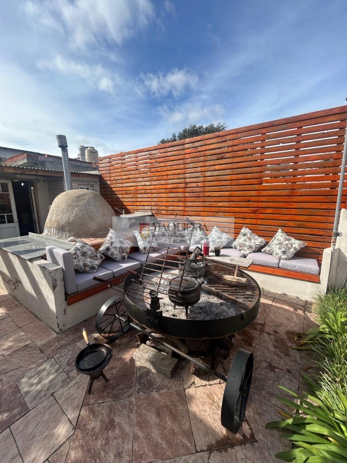 CASA EN VENTA-BELLA VISTA-ZONA RESIDENCIAL 