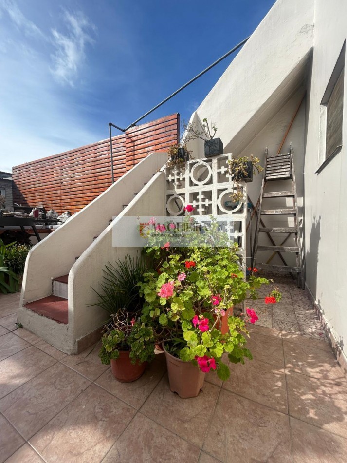 CASA EN VENTA-BELLA VISTA-ZONA RESIDENCIAL 