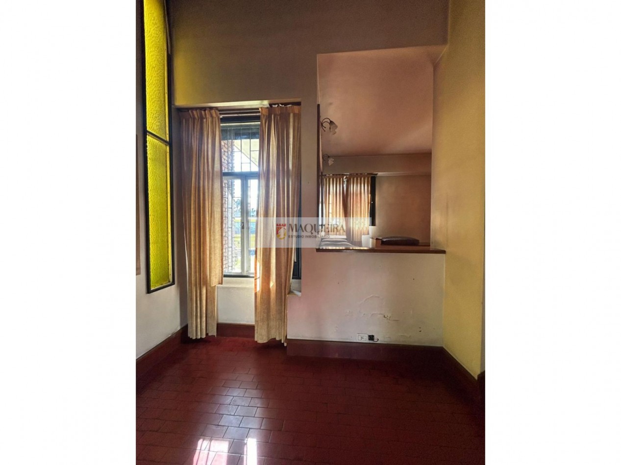 CASA EN ALQUILER *IDEAL USO COMERCIAL/PROFESIONAL* TAMBIEN PUEDE SER PARA VIVIENDA SAN MIGUEL