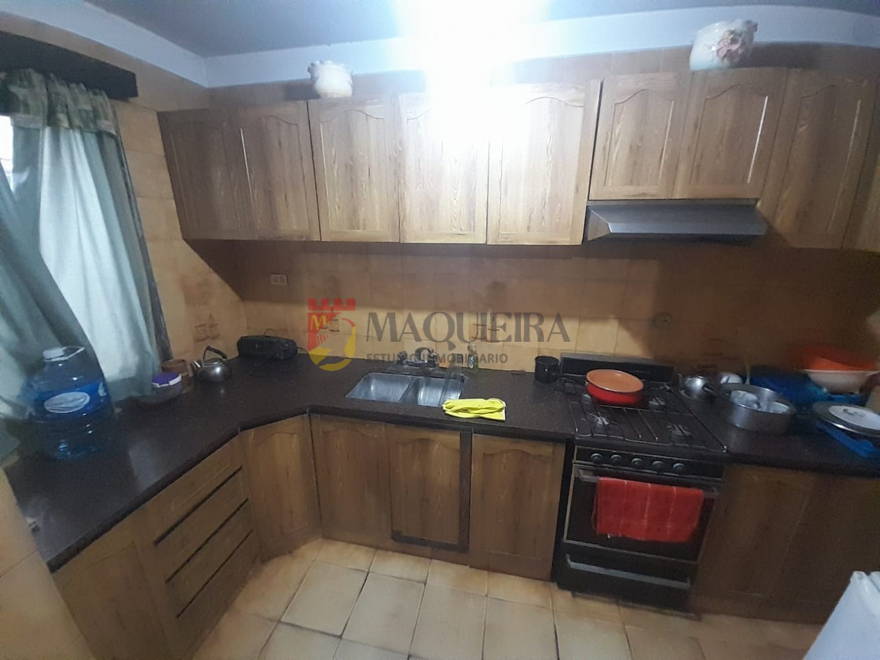 GALPON de 15x5 EN VENTA EN LOTE 20X55-ADEMAS TIENE IMPORTANTE VIVIENDA+QUINCHO+DPTO.DE 2AMB Y PQUE. C PILETA